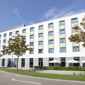 Hotel Holiday Express Augsburg, An Ihg ***